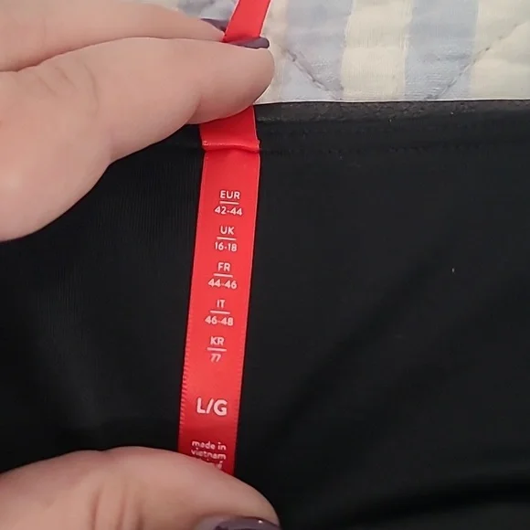 Spanx skinny faux leather leggings - Picture 4 of 4